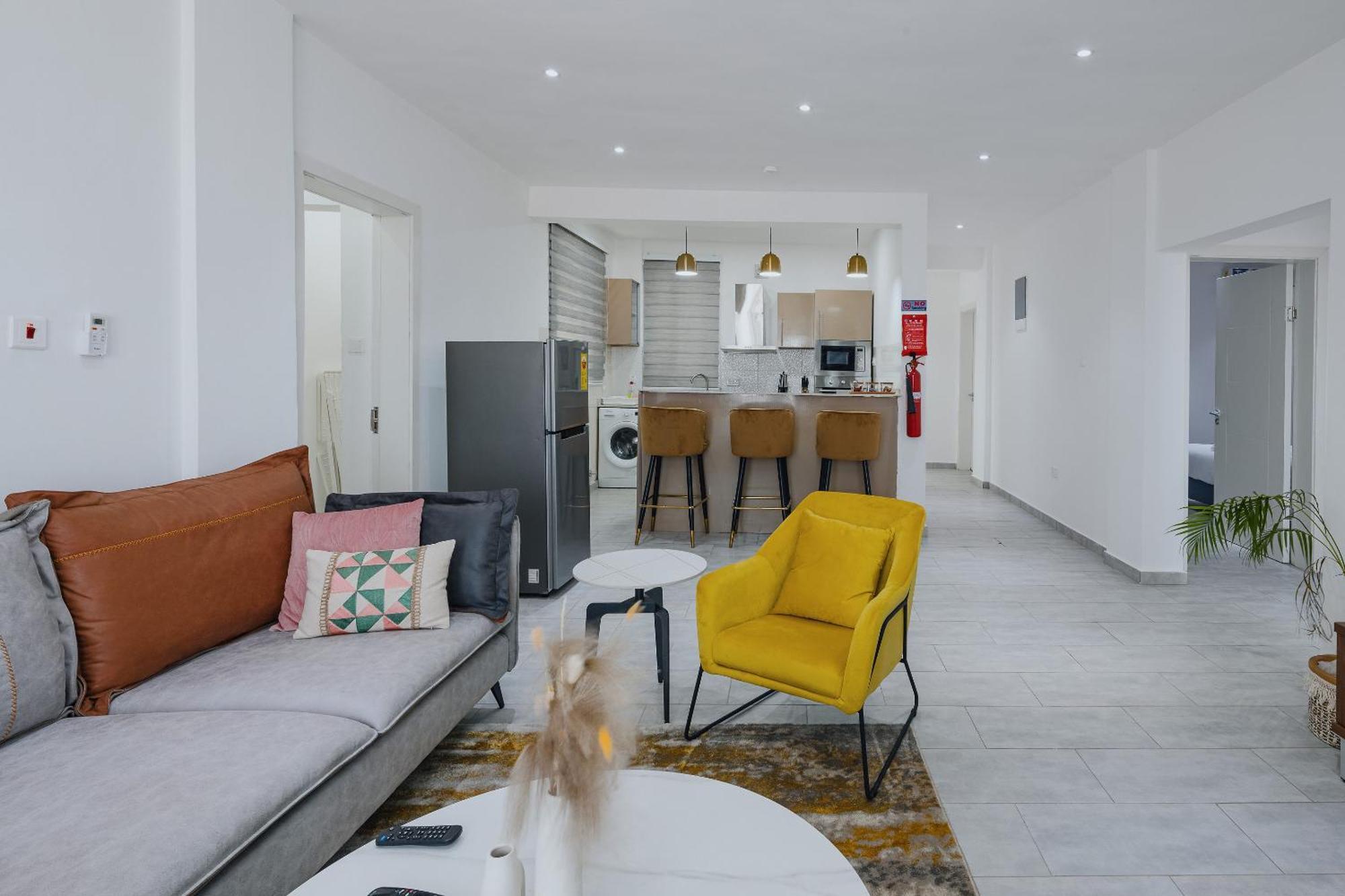 The Avery Apartments At Odomaa Place B, East Airport Accra Buitenkant foto