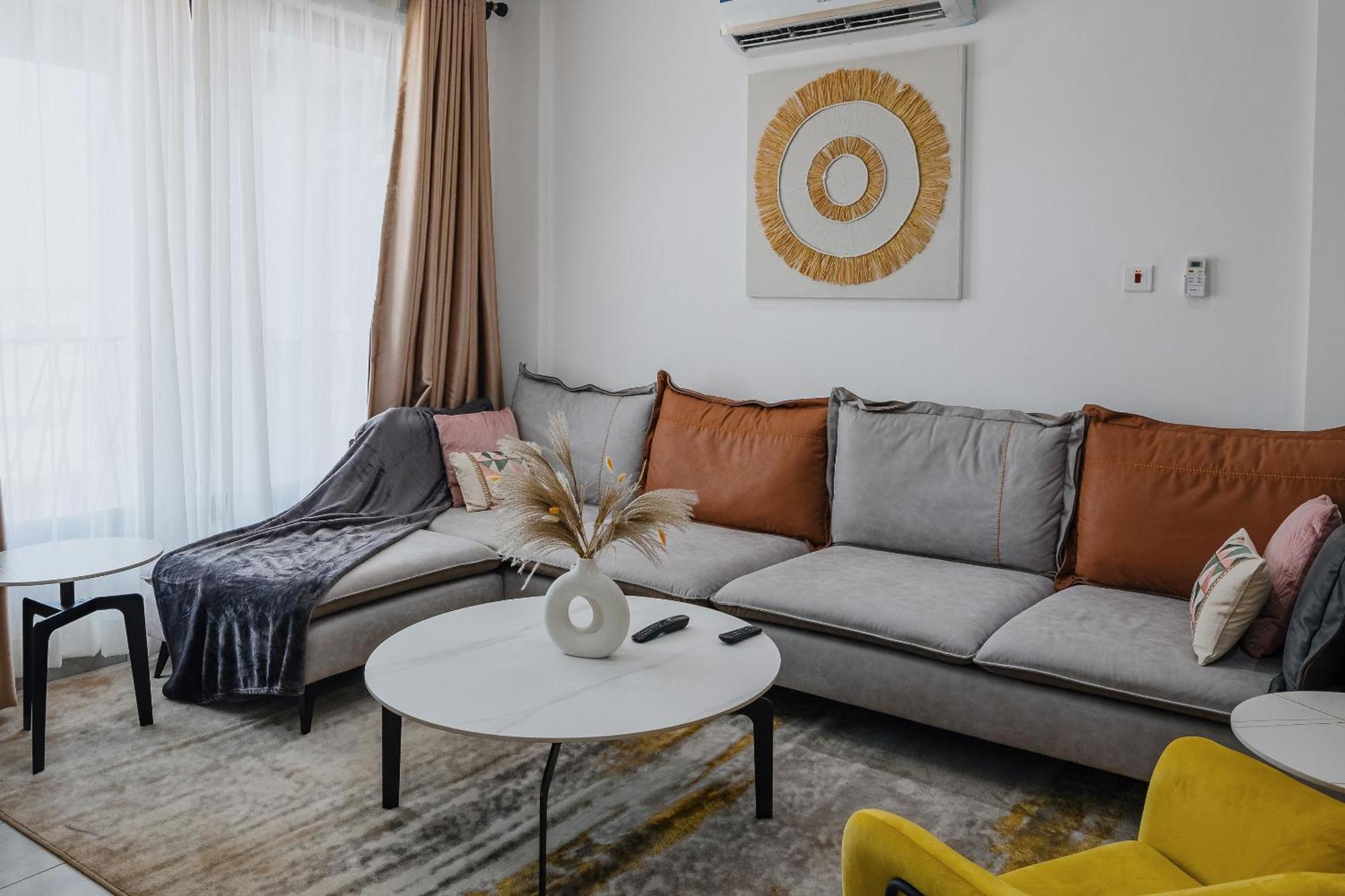 The Avery Apartments At Odomaa Place B, East Airport Accra Buitenkant foto
